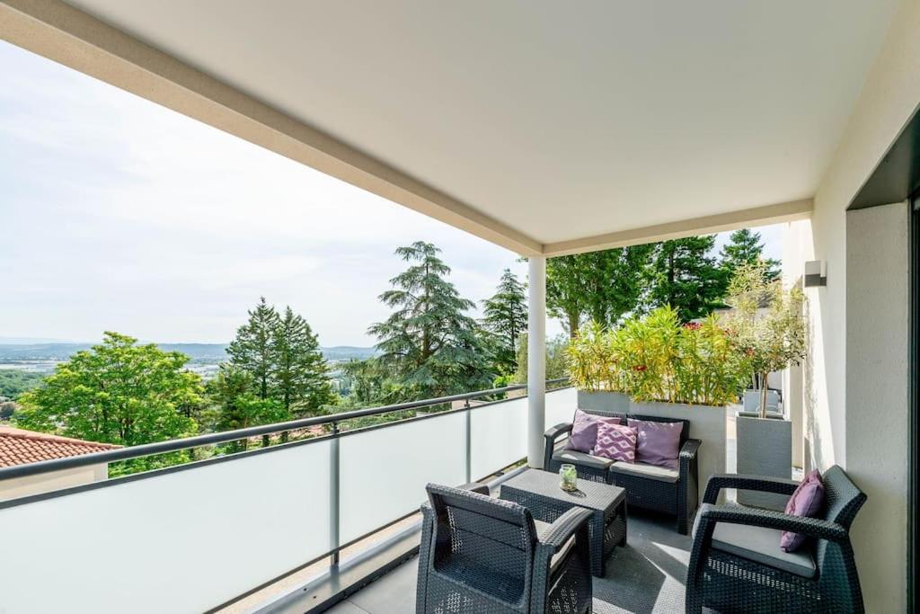 Luxe Piscine Vue Villa Grenay
