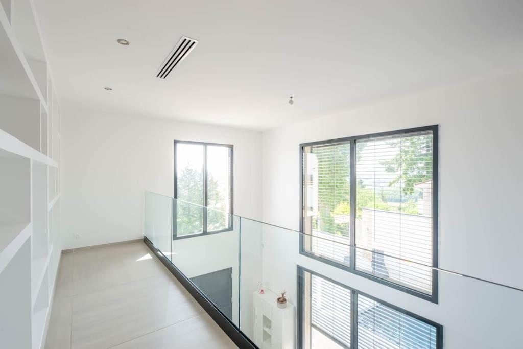 Luxe Piscine Vue * Grenay