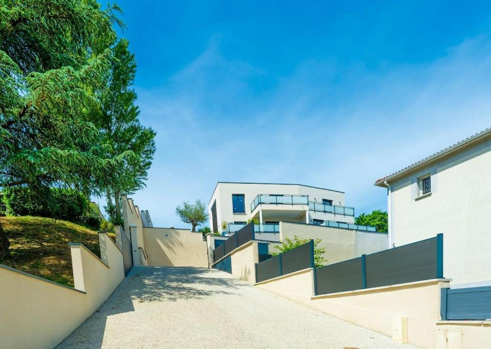Luxe Piscine Vue