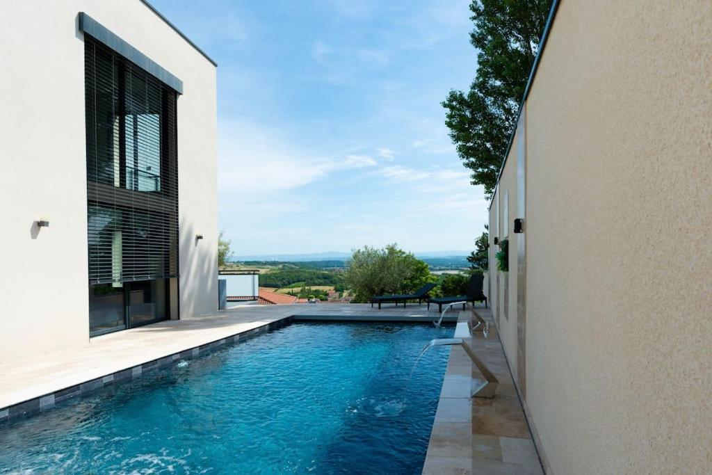 Villa Luxe Piscine Vue Grenay